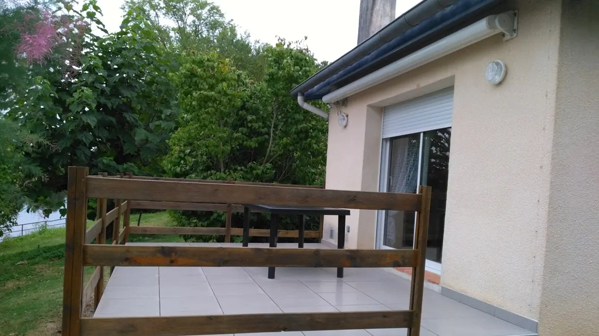 HLOAQU047V50B159_St Sylvestre_La Payssière_Therme_terrasse