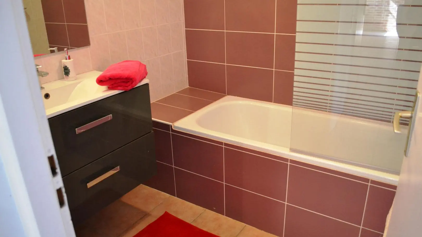 HLOAQU047V50BBKC_4110 (14)