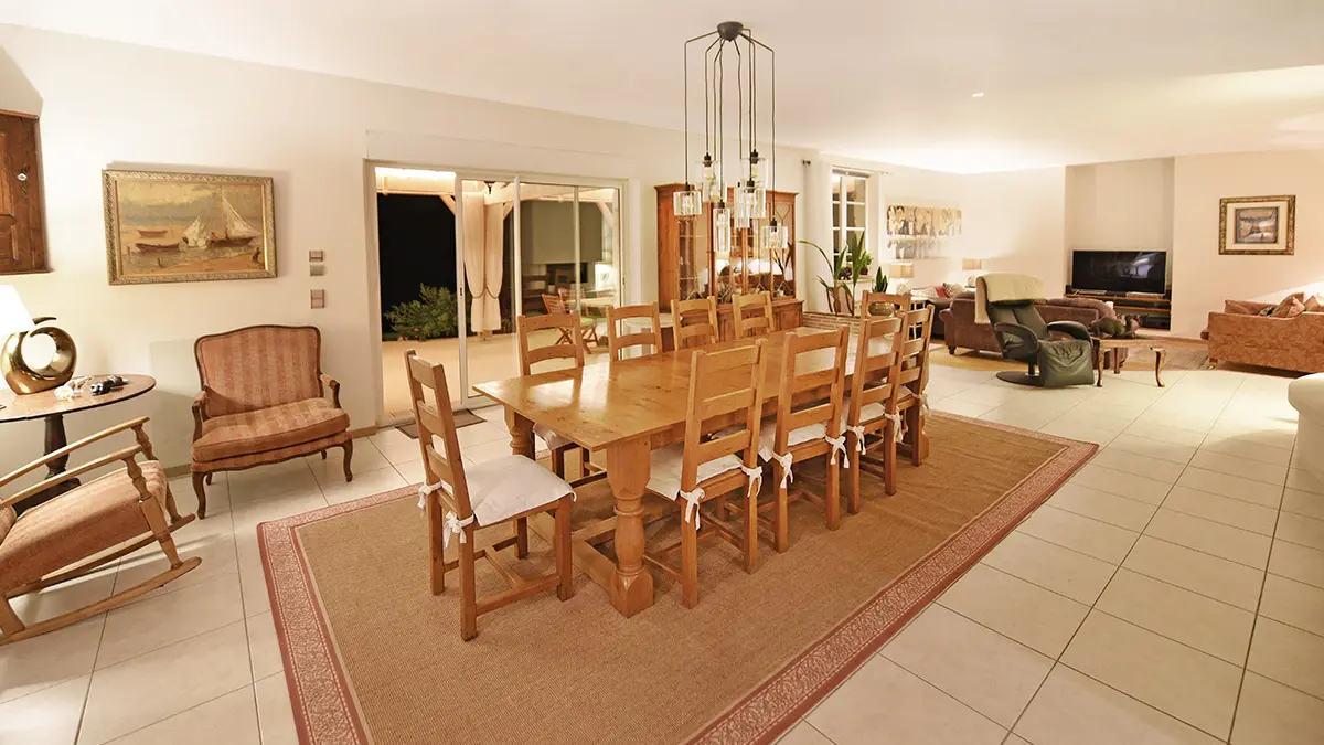 HLOAQU047V50DPG3-sejour-2