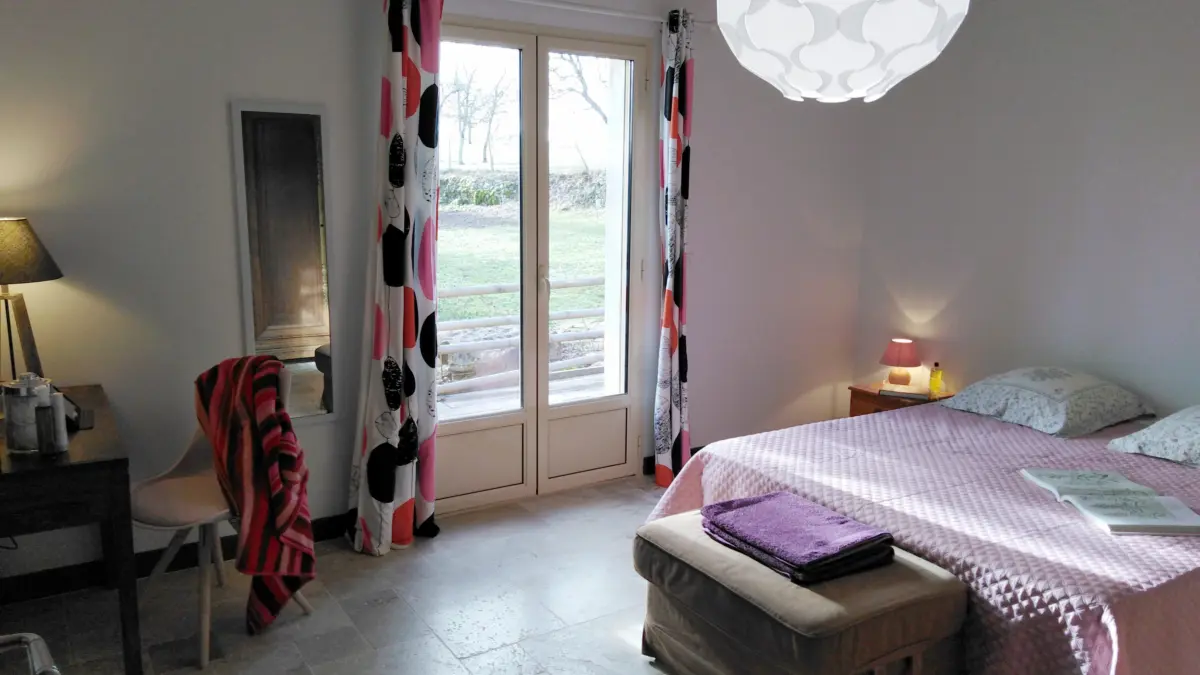 HLOAQU047V50DV6C_THEZAC_05