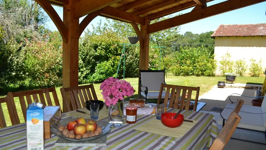 HLOAQU047V50EQDG_Saint-Front_Les Claux Haut_terrasse3