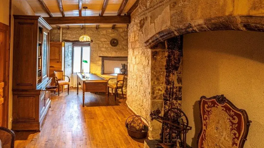 HLOAQU047V50HBAT_LGC269_TOURNONDAGENAIS_grande05