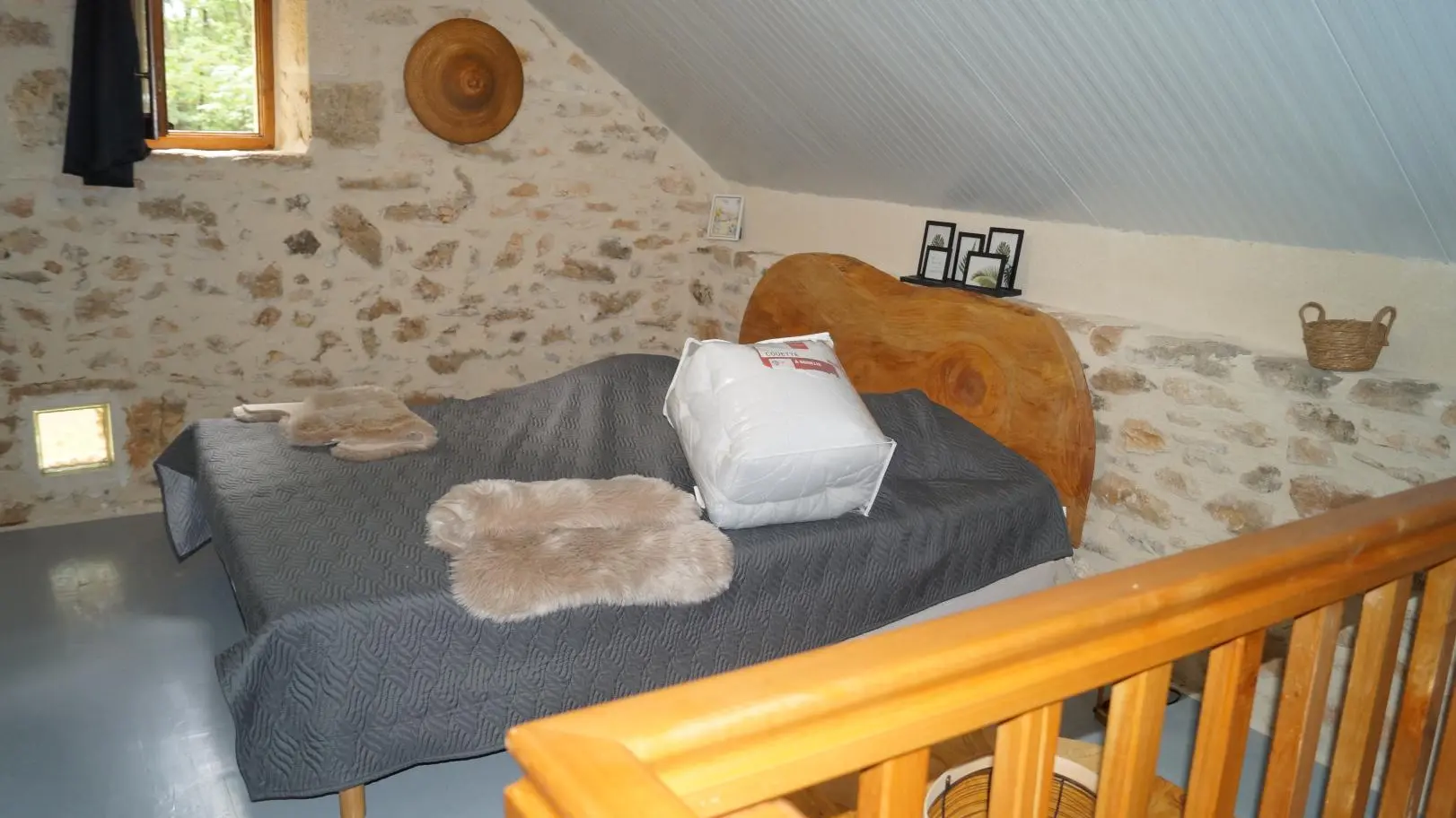 HLOAQU047V50IL16_5550_photo4