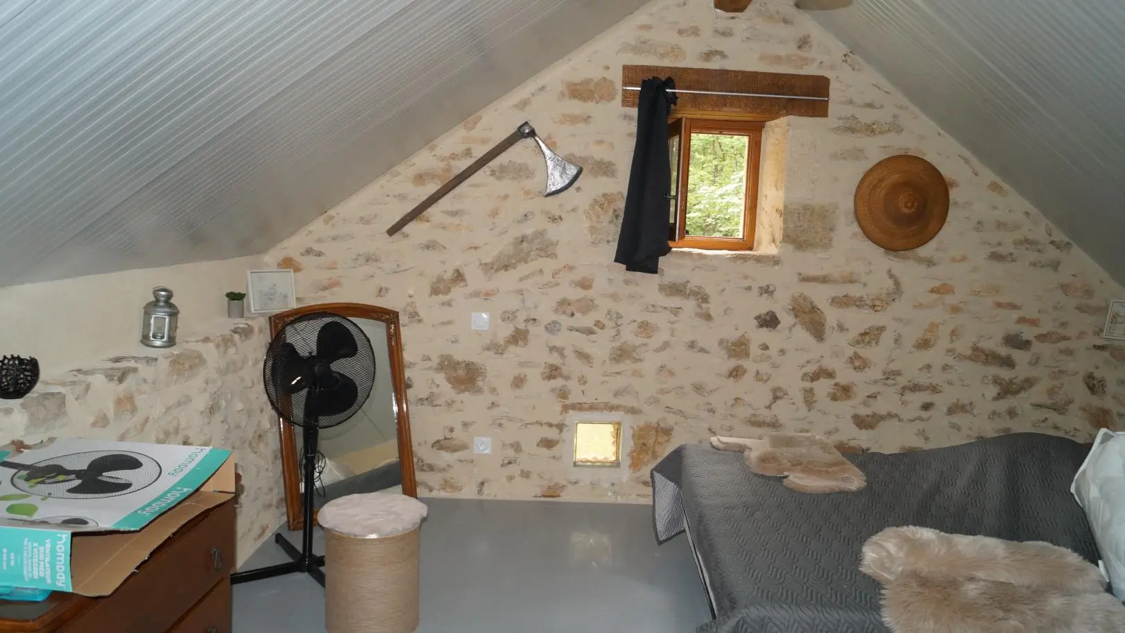 HLOAQU047V50IL16_5550_photo6