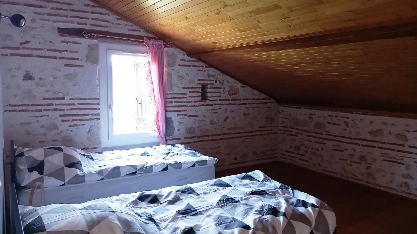 HLOAQU047V50IL2L_photo4