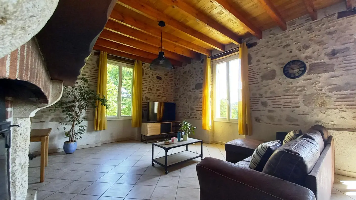 HLOAQU047V50IL2L_photo8