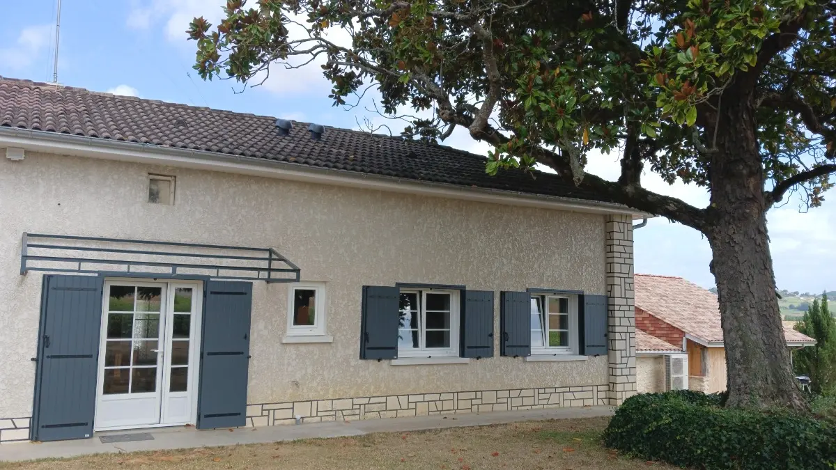 HLOAQU047V50JZJS_MONTASTRUC_02