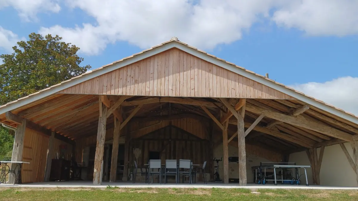 HLOAQU047V50JZJS_MONTASTRUC_27