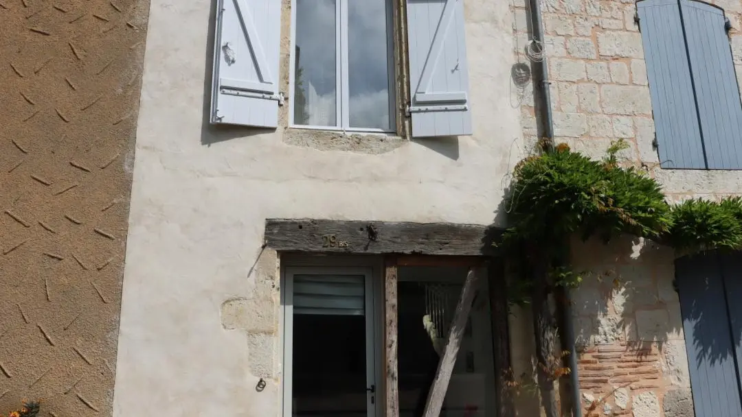 HLOAQU047V50KV6U_LAPARADE_29bis_photo1