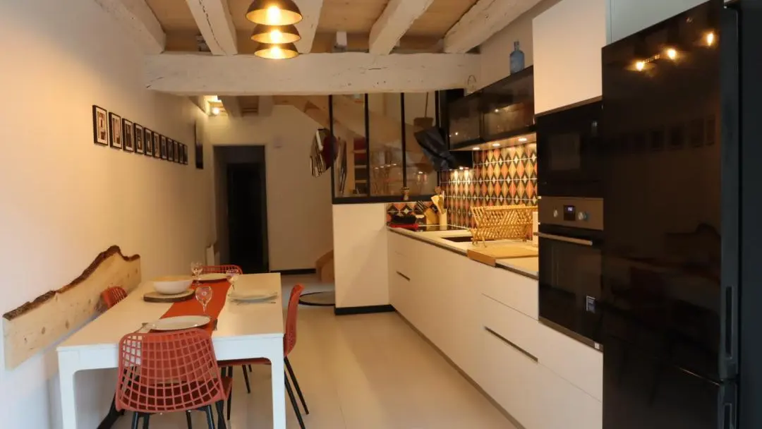 HLOAQU047V50KV6U_LAPARADE_29bis_photo15