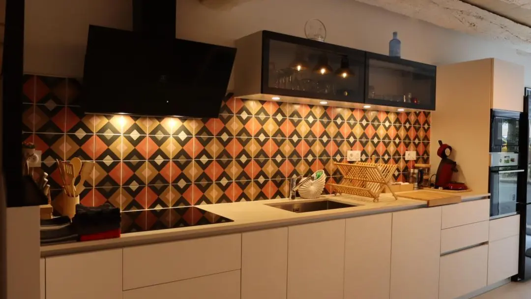 HLOAQU047V50KV6U_LAPARADE_29bis_photo16