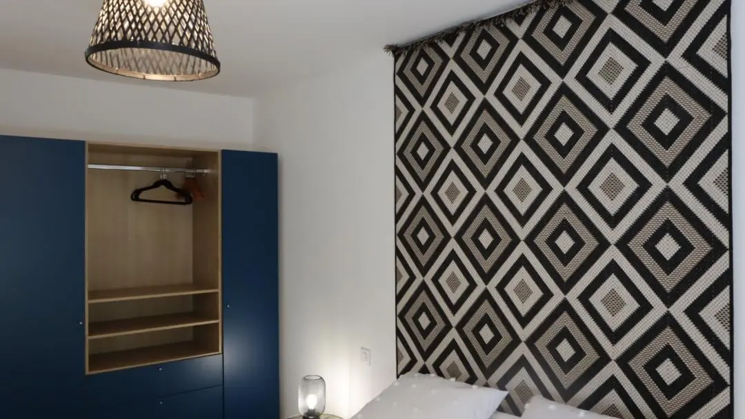 HLOAQU047V50KV6U_LAPARADE_29bis_photo28