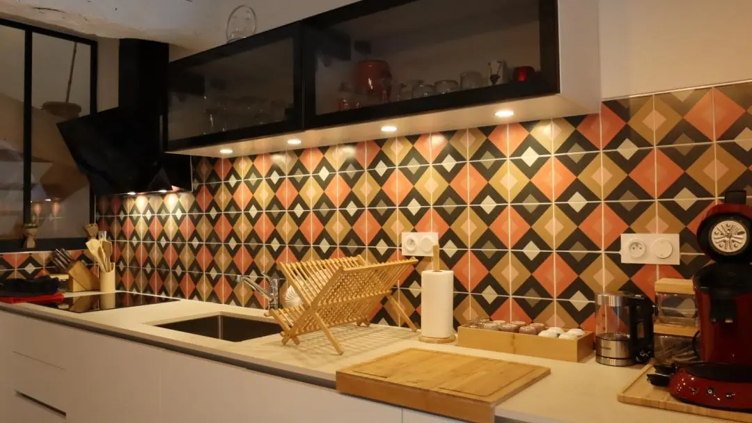 HLOAQU047V50KV6U_LAPARADE_29bis_photo3