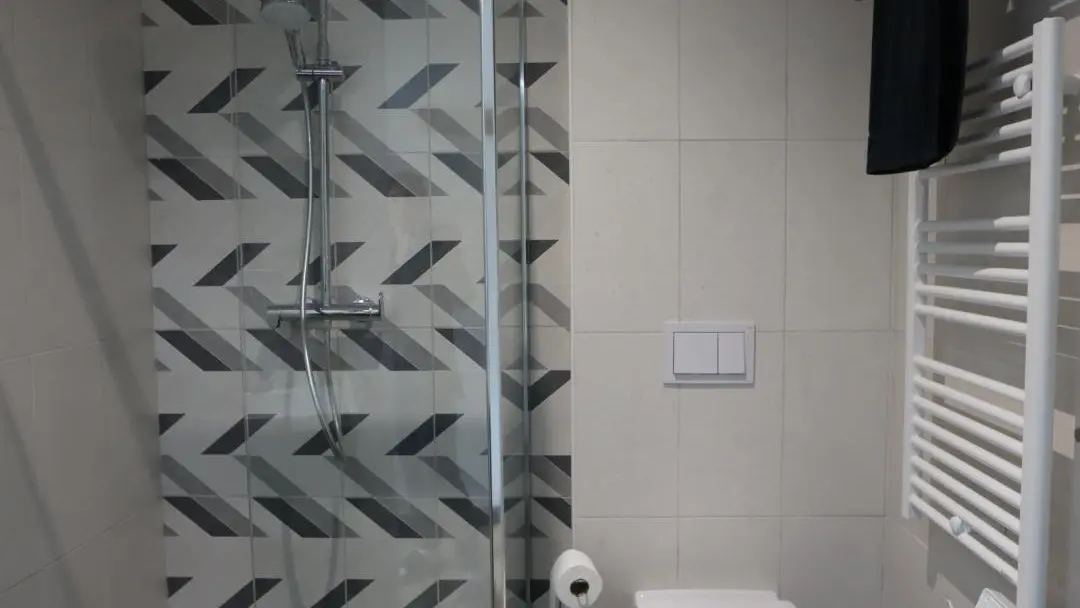 HLOAQU047V50KV6U_LAPARADE_29bis_photo34