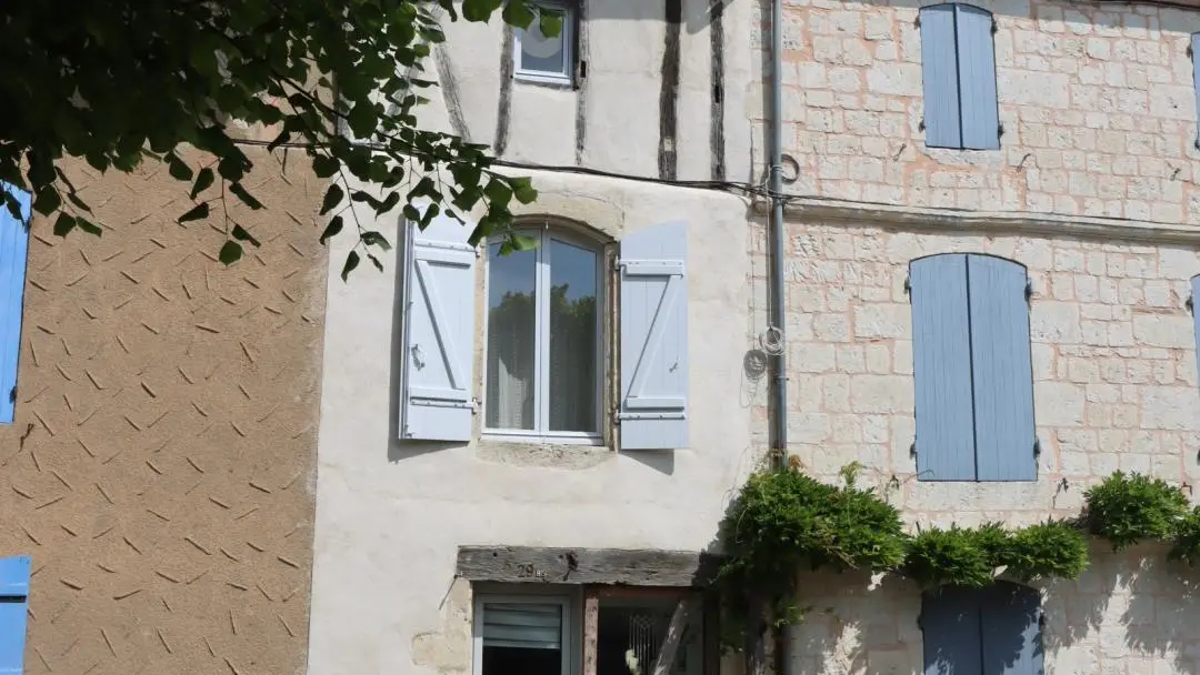 HLOAQU047V50KV6U_LAPARADE_29bis_photo38