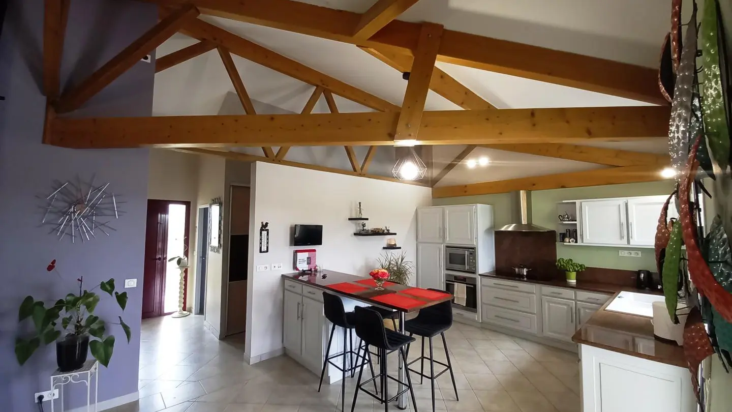 HLOAQU047V50L5HN_MonsempronLibos_Havaneira_photo10