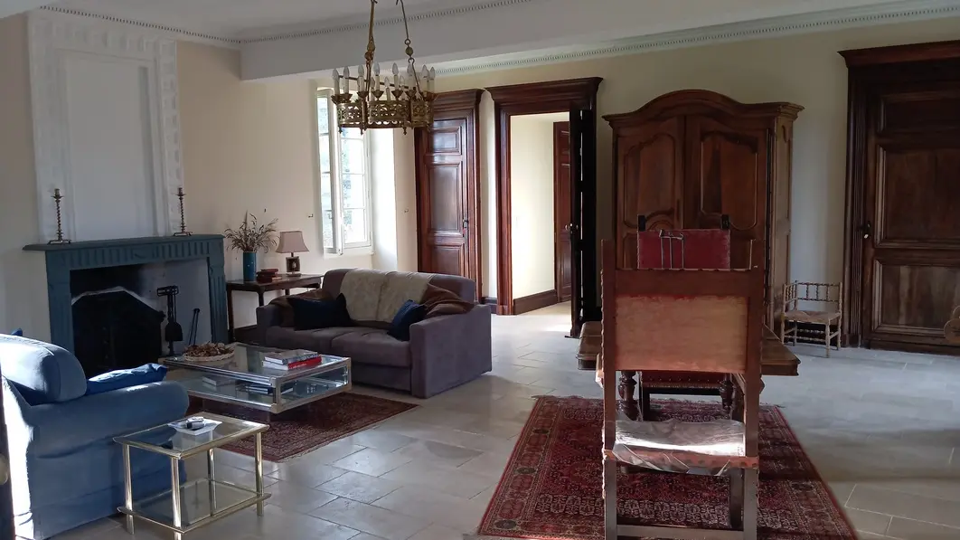 HLOAQU047V50LWH0_SOUILLOT_Grande15