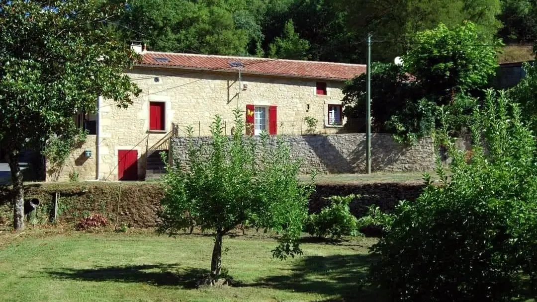 HLOAQU047V50LUW9_SauveterreLaLemance_GiteLaLemance_photo