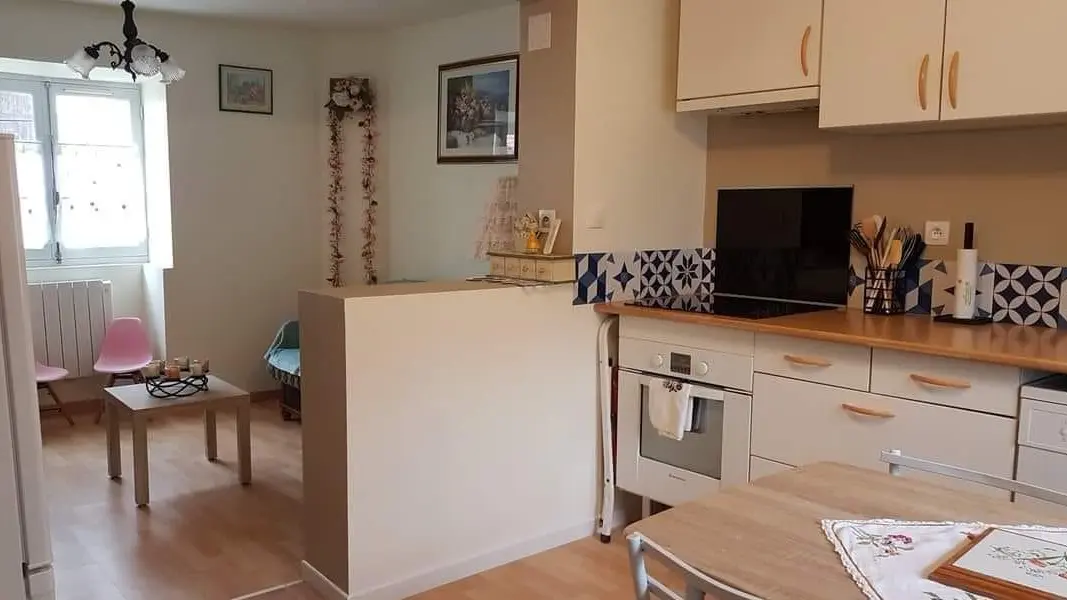 HLOAQU047V50LUW9_SauveterreLaLemance_GiteLaLemance_photo2