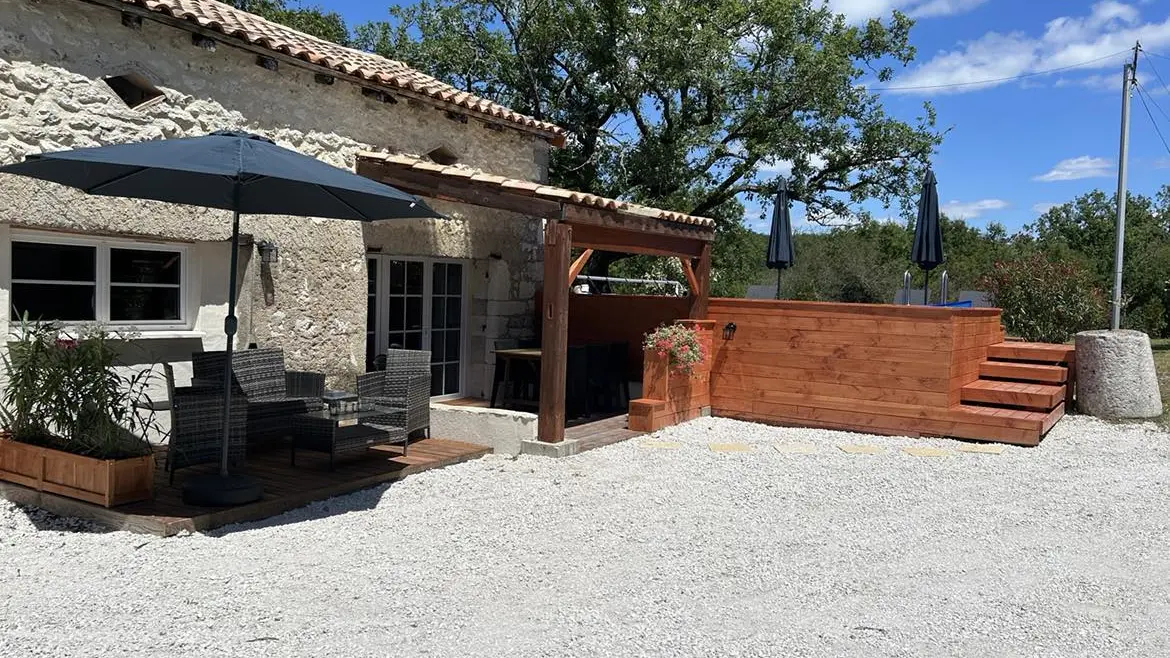 HLOAQU047V50MOFU_grande08