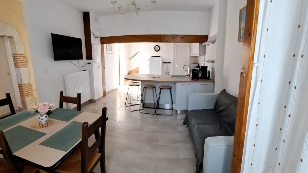 HLOAQU047V50MOJ6_BLOCH_grande02