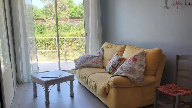 HLOAQU047V50ML0n_SauveterreLemance_Buguet_photo5