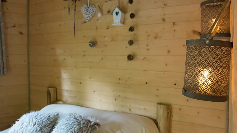 OTLT_HLO_INS_Folies de Sophie_Coulx_Brin de Folie_tete de lit