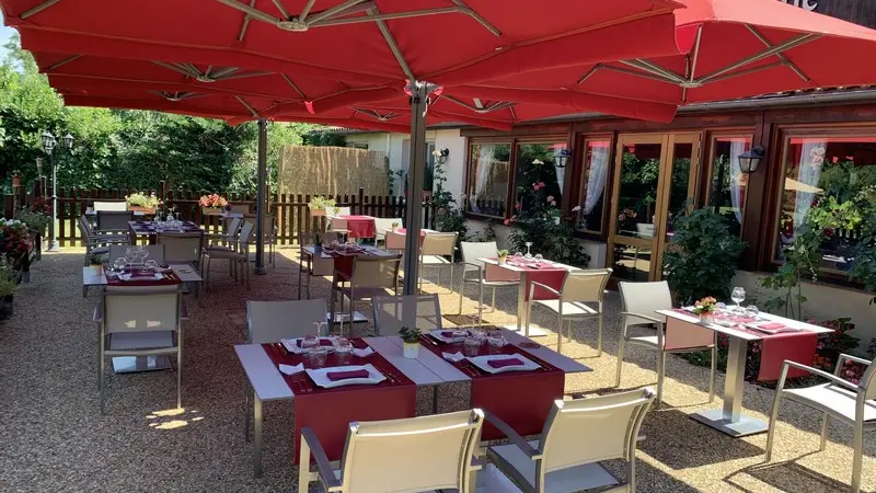 OTLT_HOT_Les rives du Plantié_Le Temple sur Lot_terrasse restaurant