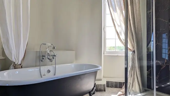 PXL_20230502_105049900-01