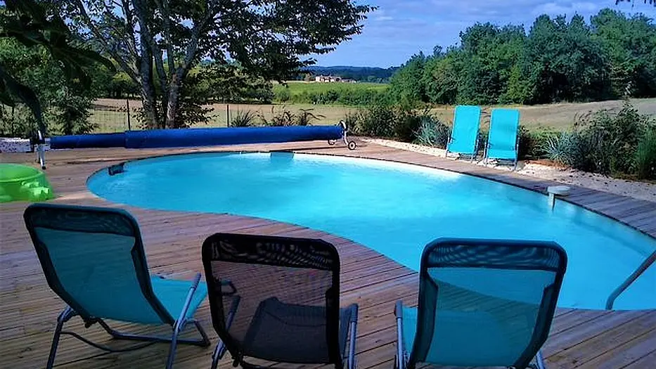HLOAQU047V509S1K_Sauveterre_Lalaurie_Les champs_piscine