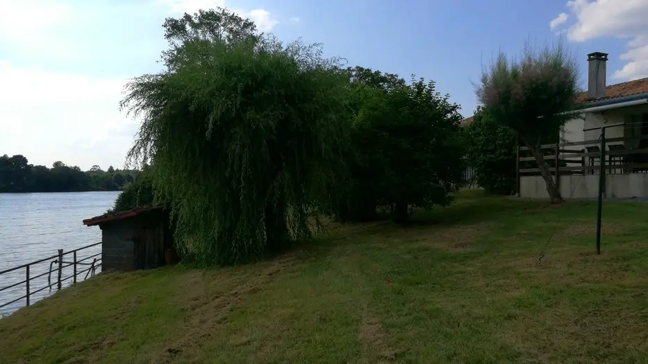 HLOAQU047V50B159_St Sylvestre_La Payssière_Therme_jardin