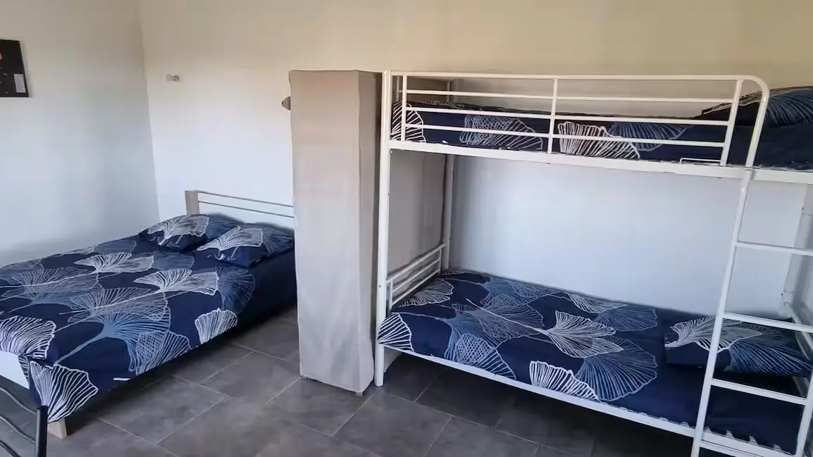 b4aaaf82-938d-4fdb-b6de-f7ee307d05df