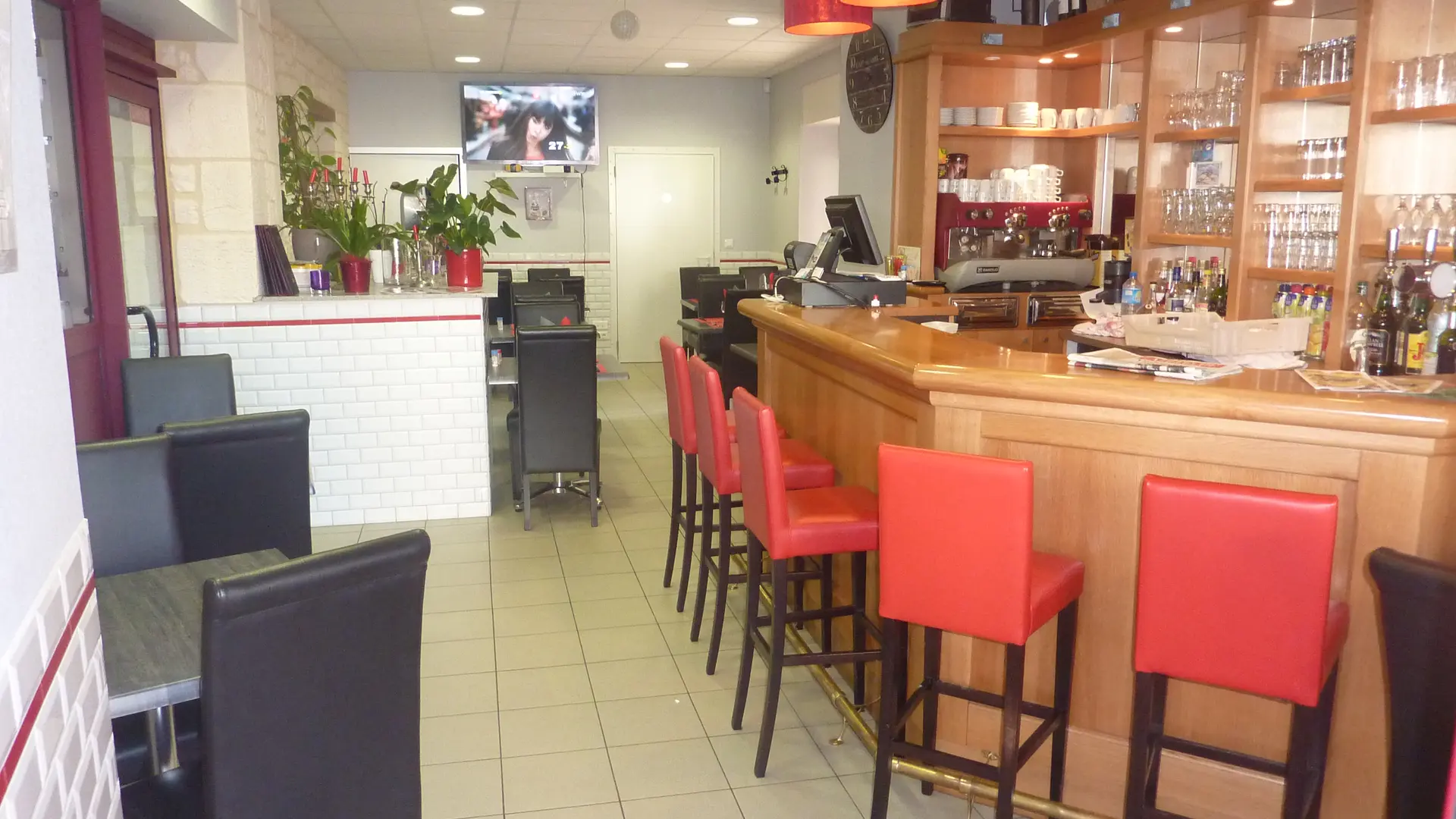 cclt_res_loubotchicot_bar