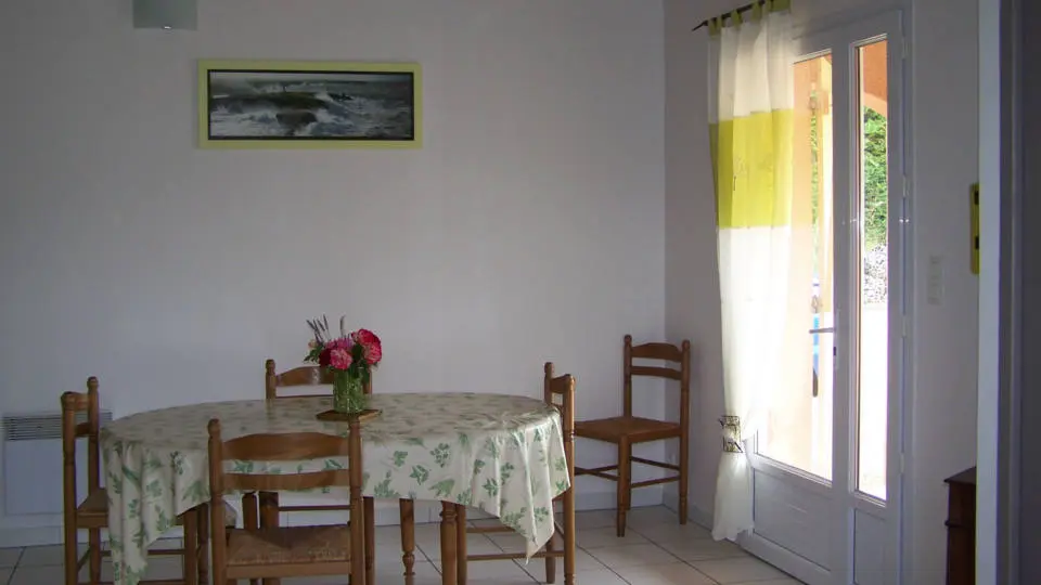 calb8240BeralGiteHAUT_W1_jpg