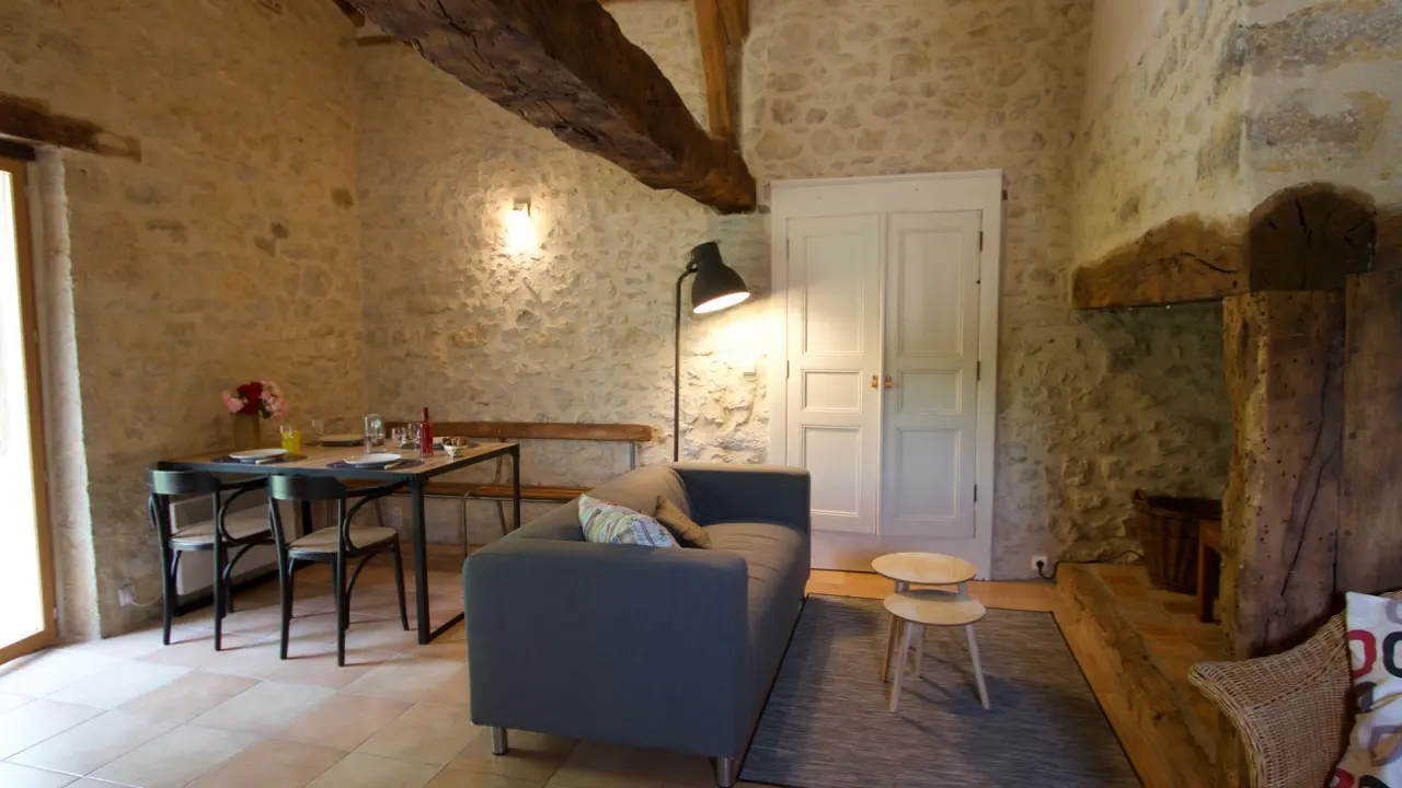 casoun la piece de vie 5