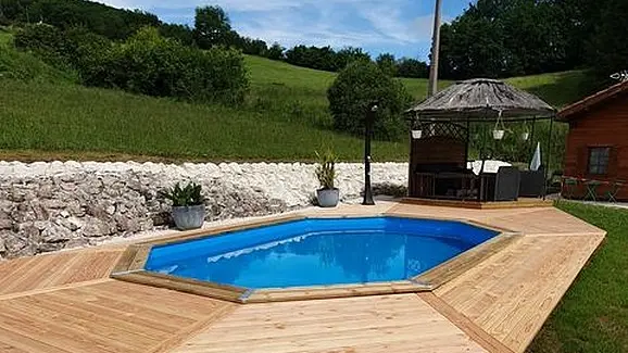 HLOAQU047FS003LM_Dausse_Les chalets_piscine