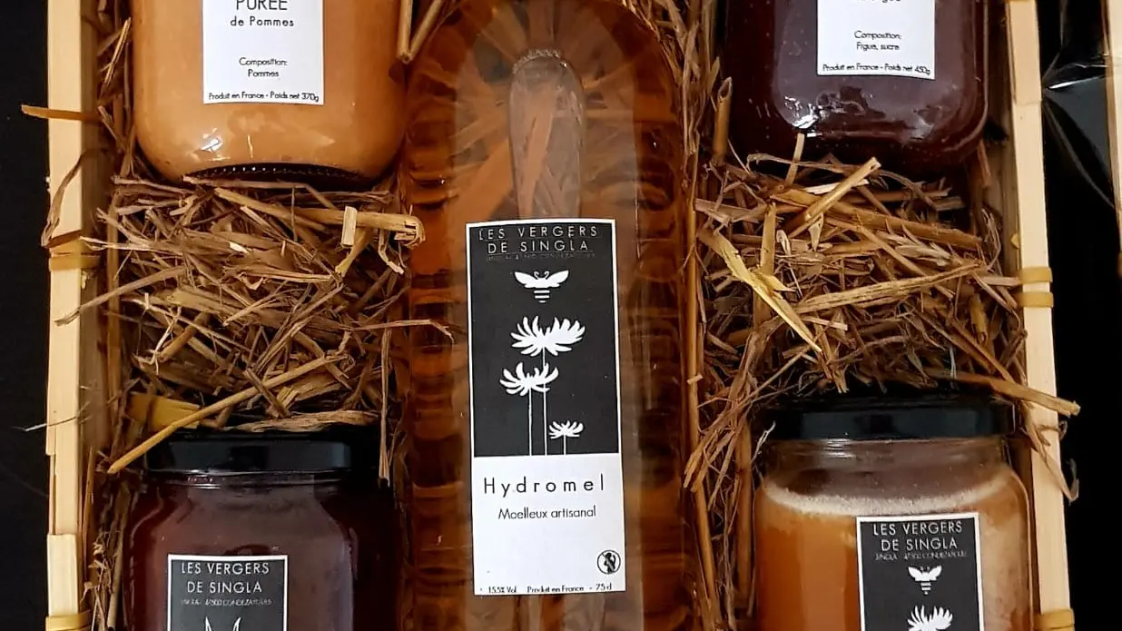 DEGAQU047V50J9HT_Les vergers de Singla_coffret