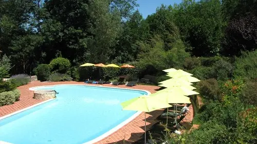 PINELHAUTERIVE_LGC090A_piscine.jpg