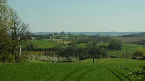 SAINTPIERREDECAUBEL_LGC090A_16- campagne autour de Missandre.jpg