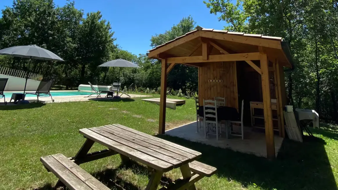 fb10fe48-14aa-43e5-a5c2-1f05f5ac5c5a