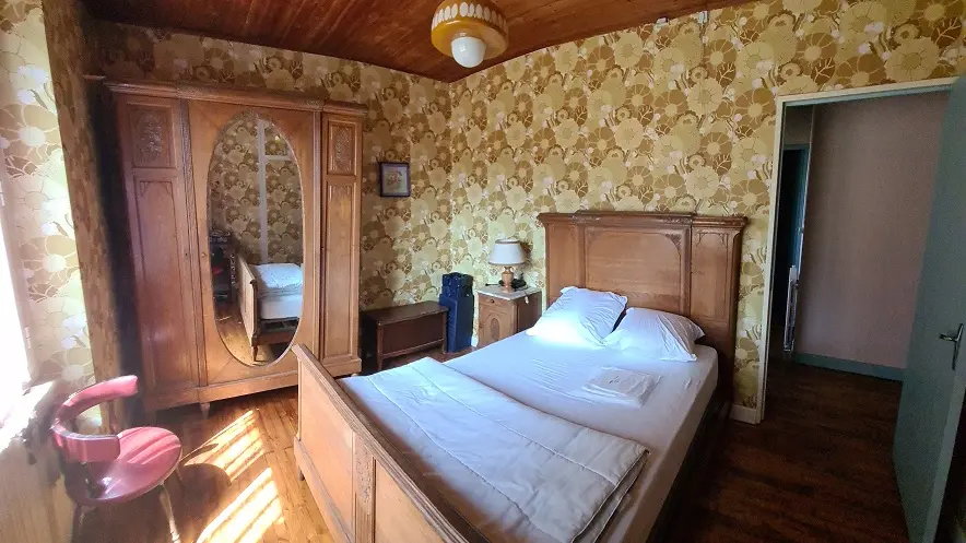 HLOAQU047V50J614_Montayral_Maison des Index_chambre3