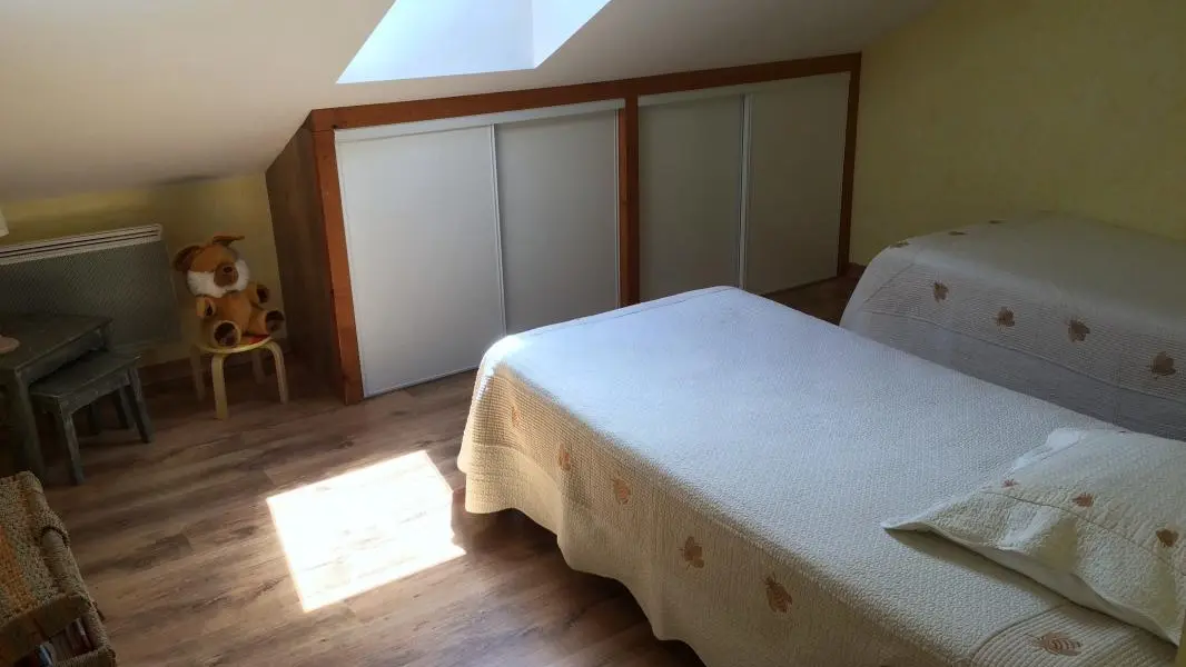 HLOAQU047FS00093_Tournon_gîtedelagrèze_Lacam_chambre4