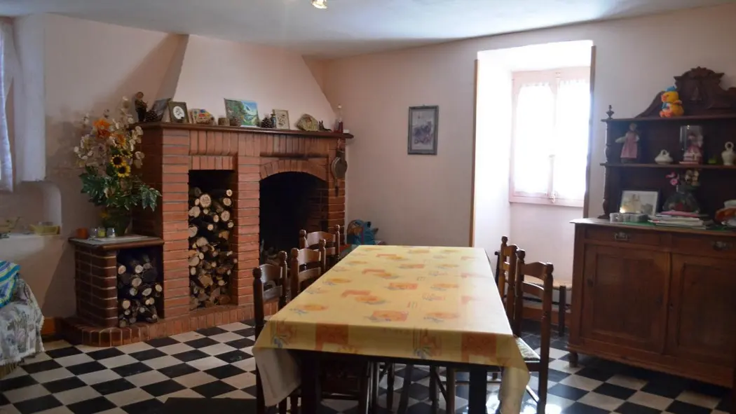 HLOAQU047FS0012M_Saint-Front_gîte du pigeonnier_Escourre_intérieur