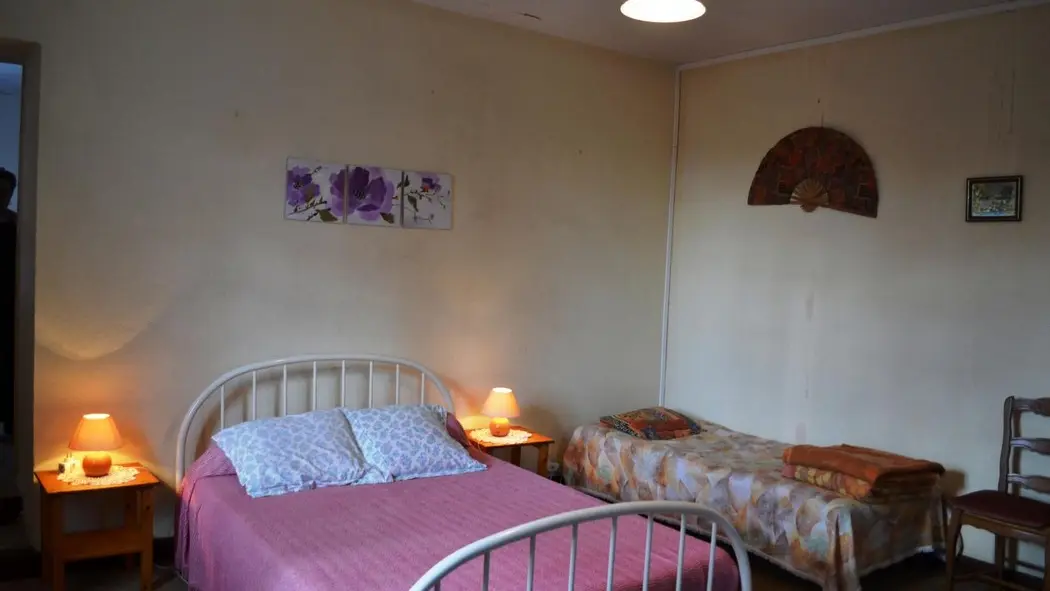 HLOAQU047FS0012M_Saint-Front_gîte du pigeonnier_Escourre_chambre2