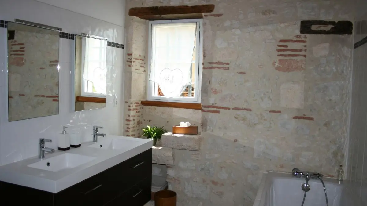 HLOAQU047FS002F9_Saint-Georges_lesvignesbasses2_Pozzer_sdebain