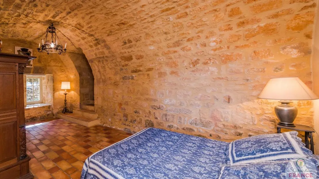 HLOAQU047FS003MD_Sauveterre_Eléonore_Gérard_chambre2