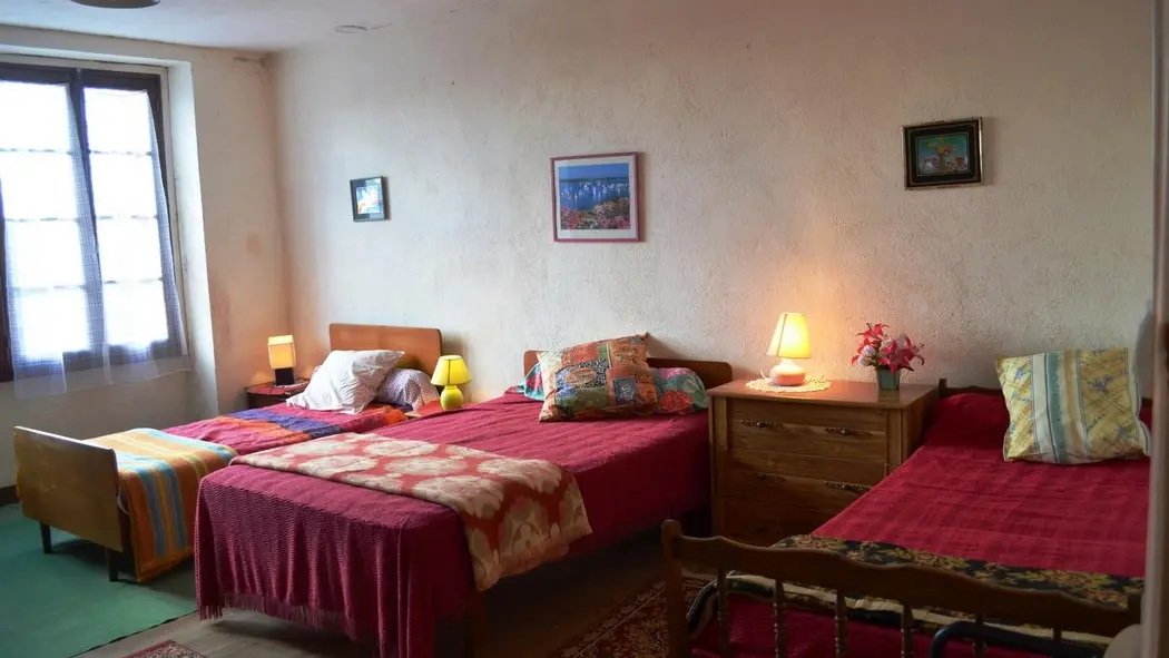 HLOAQU047FS0012M_Saint-Front_gîte du pigeonnier_Escourre_chambre1