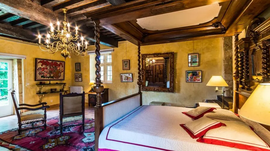 HLOAQU047FS003EG_Sauveterre_Edouard1er_Gérard_chambre1