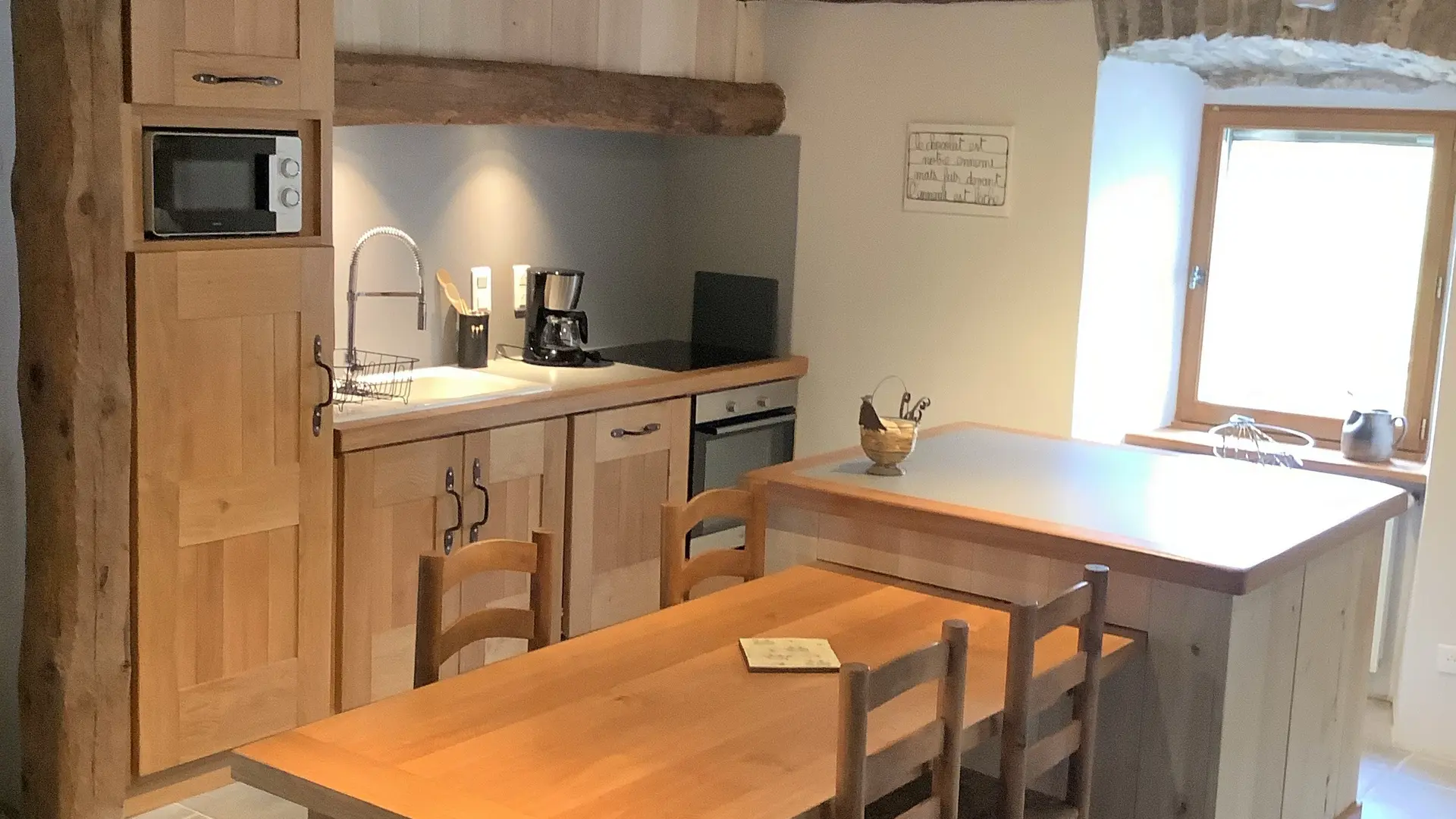 Gîte l'Oustal Vielh à Soulages - Saint-Georges de Lévéjac