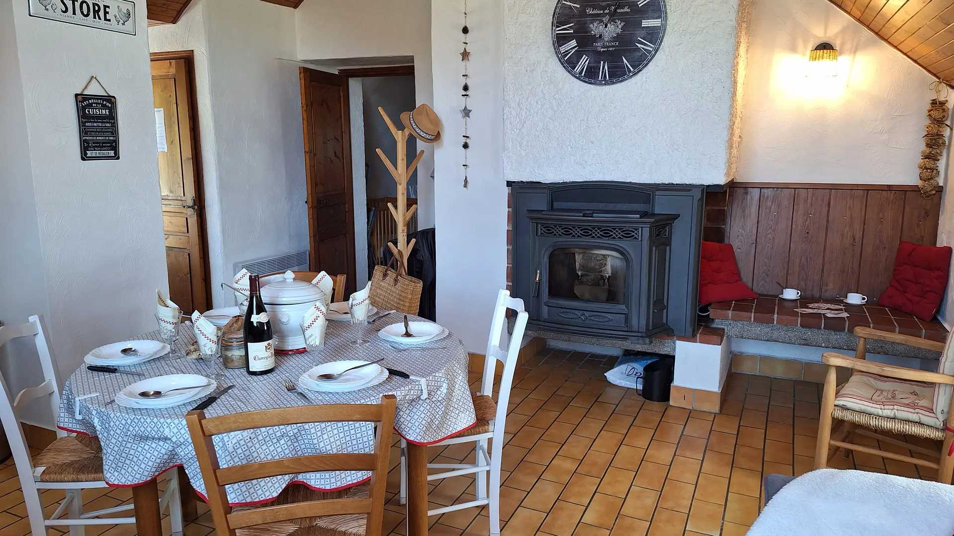 Insert à granulés et coin lecture